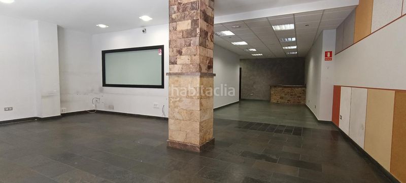 Foto 752d8ebb-9e9c-4265-90c0-9a70ce51f92a. Local comercial en San Claudio - La Chantría León