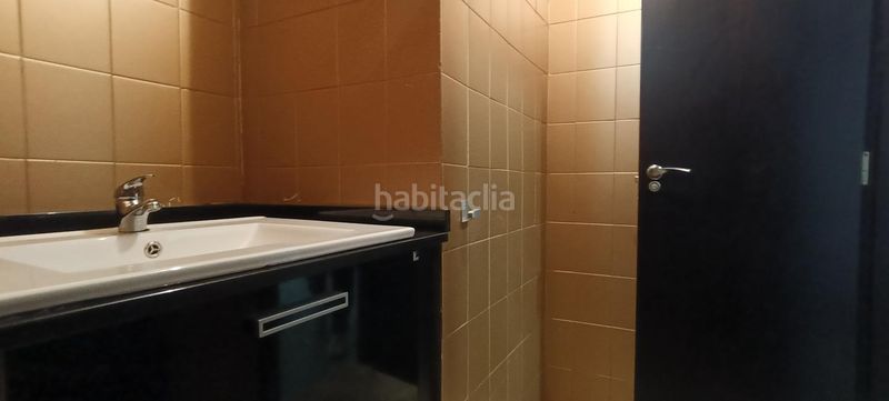 Foto b84c0ebb-4b31-42e0-a781-a829db5994a6. Local comercial en San Claudio - La Chantría León
