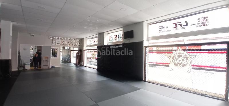 Foto dab9e746-7ae4-4aa2-a7aa-39e55cf5388c. Locale commerciale in Centro Ciudad León