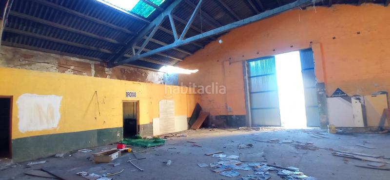 Foto 76e29321-9559-4d85-b135-0c4666eee457. Bâtiment à usage industriel dans La Vega - La Sal León