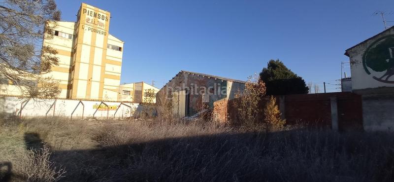 Foto a007b0db-9e9b-4320-a362-a185be62e29d. Bâtiment à usage industriel dans La Vega - La Sal León