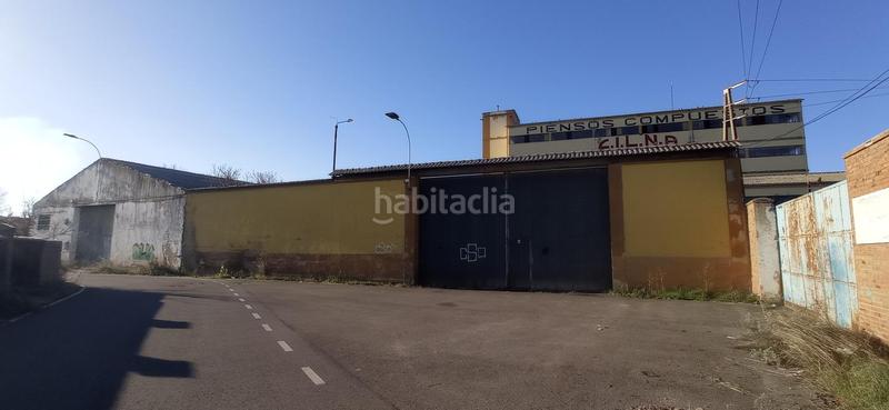 Foto 0babc2e4-d53a-468b-b28d-089124792746. Fabrikhalle in La Vega - La Sal León