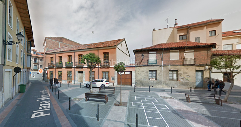 Foto a0ae2d56-5e18-456f-901b-396a970862f2. Geschäftsraum in Casco Antiguo León