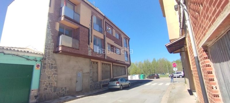 Foto 213757e6-bb5d-4dd1-a605-0223627051d9. Local comercial a Villaquilambre