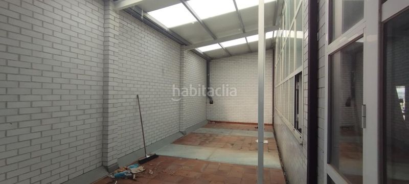 Foto a339f3de-7fe5-4b32-97d4-8dfed9a1da99. Local comercial a Villaquilambre