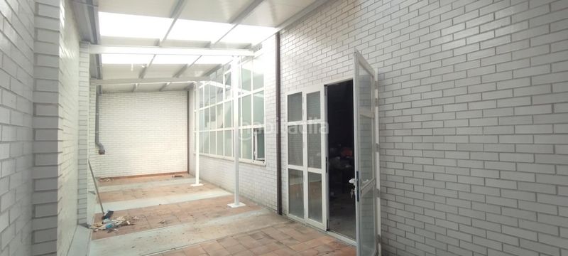 Foto b914cbe7-30d3-4017-b738-1b0c7188b75c. Local comercial a Villaquilambre