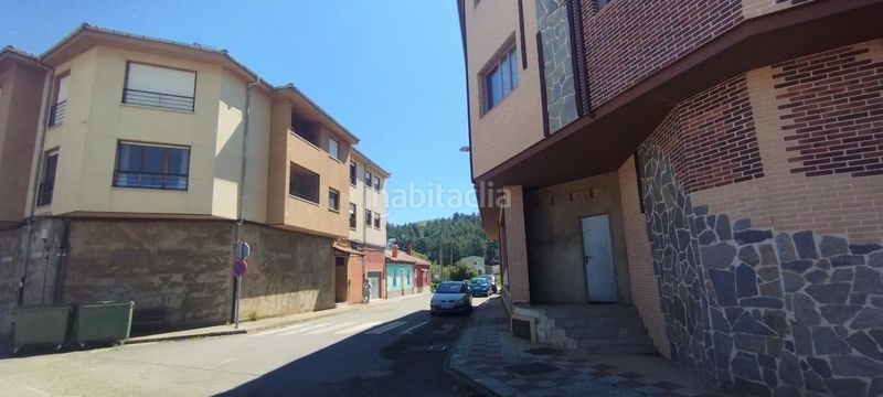 Foto e9849583-3ab6-4fc5-8087-80e8fd8774fa. Local comercial a Villaquilambre