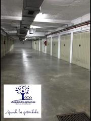 Parking coche  N/a. 2 cocheras cerradas y 1 trastero c/asuncion