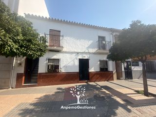 House  Calle san francisco. Disponibles 253m2, calle pío xii anpemogestiones