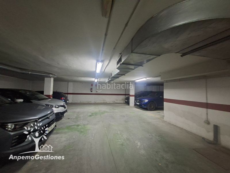 Foto 421cb294-8a93-442c-a4de-8576281d5b2e. Aparcament cotxe a calle ancha 31 a Palma del Río