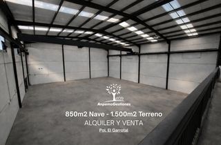 Location Bâtiment à usage industriel à Calle naranja cadenera 25a. Nave alquiler puente grúa, 1500m2 terreno