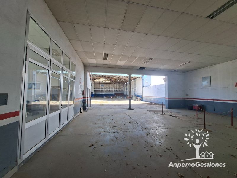 Foto 07e0bd08-6688-4538-82a8-4073172b0fe6. Nave industrial en calle amor de dios 35 nave/terreno 1000m2, logística, reparación, parking en Palma del Río
