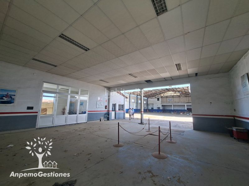 Foto ba48e051-43f8-4fd5-a31e-de5f710d9ada. Nave industrial en calle amor de dios 35 nave/terreno 1000m2, logística, reparación, parking en Palma del Río