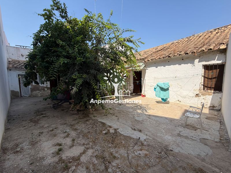 Foto 3625682c-cde1-4ab1-abbe-3a14515e1c41. Casa in avenida blas infante 24 in Palma del Río