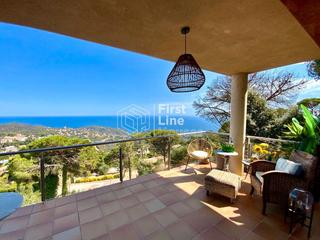 Xalet  Carrer de les roselles. Lloret de mar espectacular chalet independiente en venta con vis