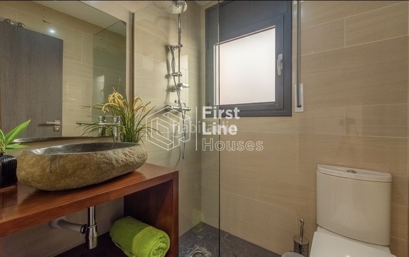 Foto 03fabd81-9f84-4e04-bd26-de83f616c737. Casa  con licencia turística. reformada y con un gran espacio exterior con piscina privada en Lloret de Mar