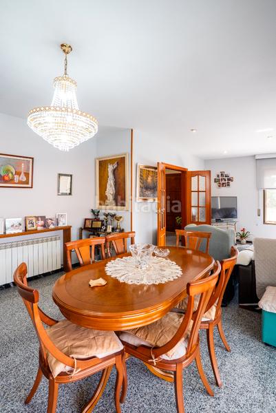 Foto f8e2559d-fe3e-4e0c-b83f-a2886688adf0. Chalet en carrer garbi 12 espectacular chalet unifamiliar paradise en Vallmoll