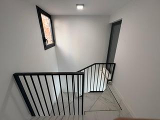 Appartement  Closa de freixa. Dúplex de obra nueva a pie de calle con 2 habitaciones