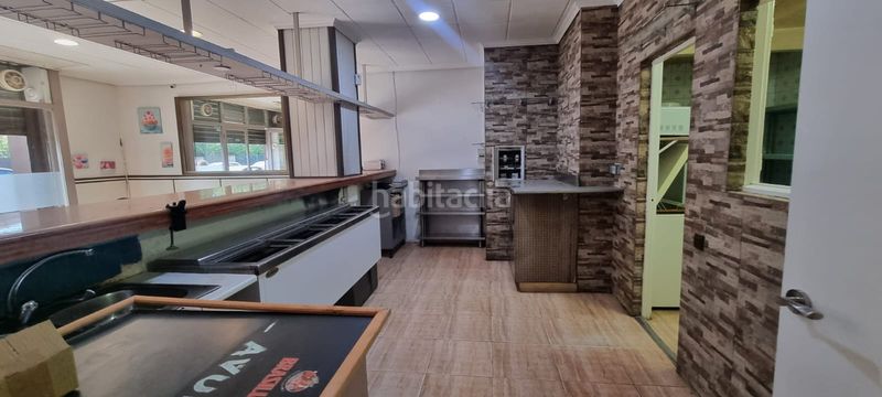 Foto 49c81396-fada-4860-b704-824cb39aeadb. Local comercial amb calefacció a Migjorn Reus