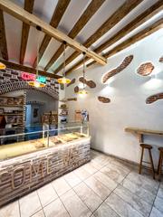 Transfer Business premise in Raval de robuster 21. Trapaso negocio en pleno funcionamiento