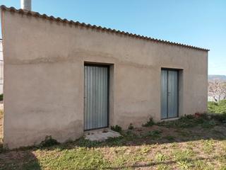 Finca rústica a Camí del brugar 12. Finca rústica con masia, luz y agua