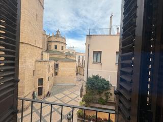 Pis a Carrer de la font 2. Piso de 3 habitaciones en centro de reus