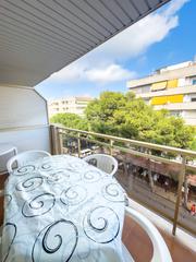 Pis a Carrer de barbastre 16. Piso salou con licencia turistica