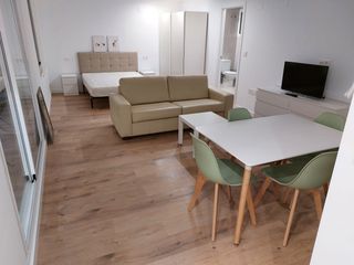 Rent Loft in Calle obispo rocamora 6. Loft obispo rocamora