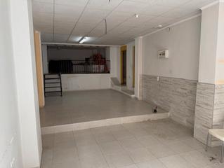 Rent Business premise  Calle santa justa. Local zona santa justa
