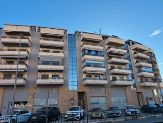 Rent Flat  Calle medico temístocles almagro. Piso sin amueblar temistocles almagro