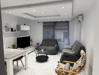 Miete Etagenwohnung  Calle ramón y cajal 10. Piso en alquiler para profesores en torrevieja