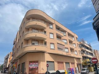 Appartement  N/a. Piso con plaza de garaje y trastero en la zona de los huertos or