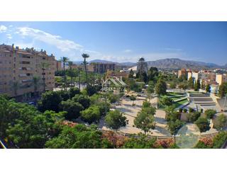 Appartement à Benidorm 6. Amplio piso 4 habitaciones en pleno centro junto al parque de la