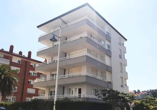 Pis  Paseo de la marina española 2. Piso en suances con terraza, ascensor y plaza de aparcamiento