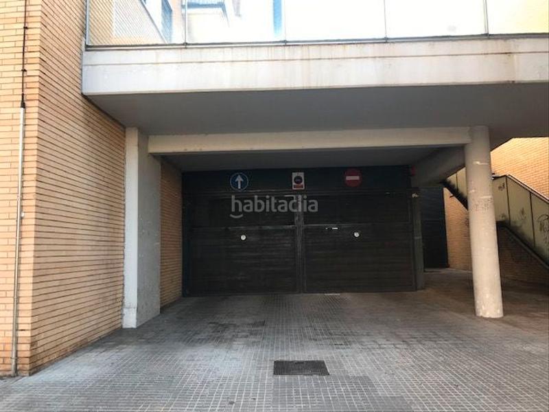 Foto 91b14f05-792c-4f7b-9759-b8a52893ac40. Autoparkplatz in passeig de pau claris 62 in Centre Rubí