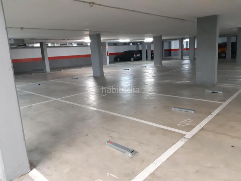 Foto 9afd40fd-d935-42f8-bb21-ba7f65d7dc38. Autoparkplatz in passeig de pau claris 62 in Centre Rubí