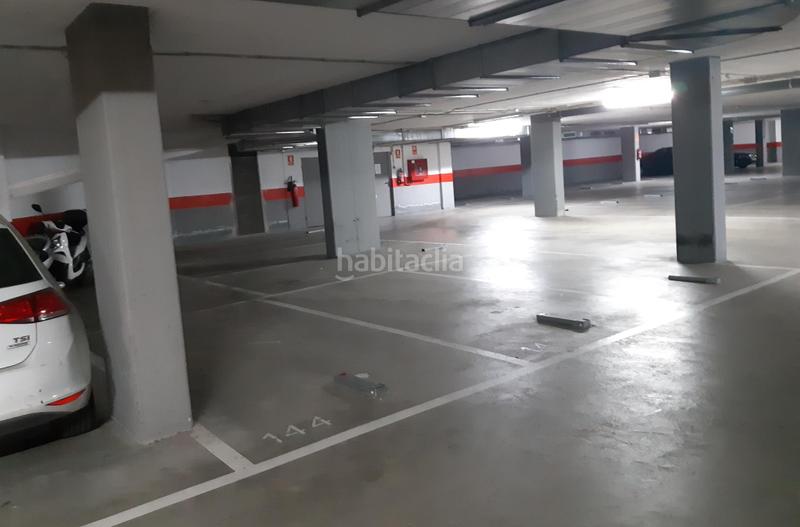 Foto d23b02be-6ef5-44e0-8ab0-d530d43fe02e. Autoparkplatz in passeig de pau claris 62 in Centre Rubí