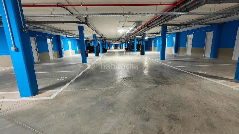 Foto 2f4c0cc3-e0d6-4de2-8f77-22cea54b3b96. Autoparkplatz in calle cañada real 31 in Los Negrales Collado Villalba