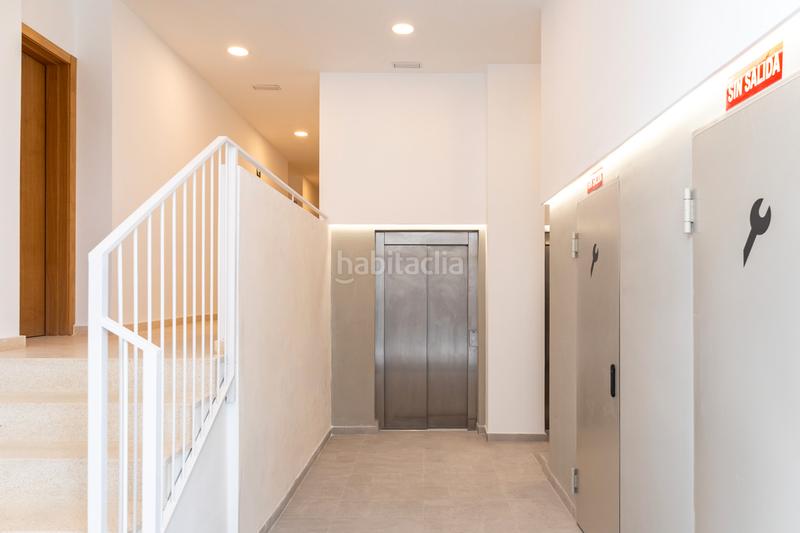 Foto d68ef111-45bb-43d0-97ce-99c64fdff1f8. Car parking in calle d'otos 22 in Fonteta de Sant Lluís Valencia