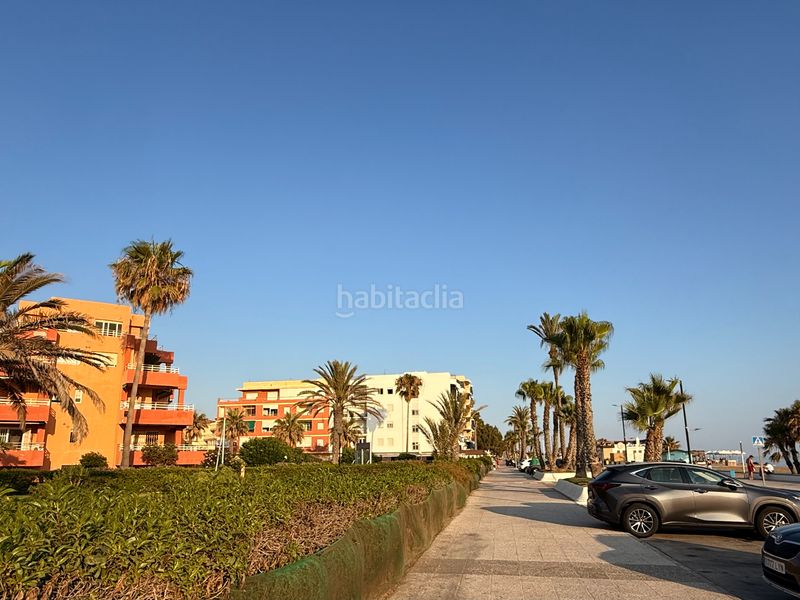 Foto 8a12a435-88f6-4427-b778-423c61c3e11a. Pis a calle paseo marítimo 20 a Salobreña costa Salobreña