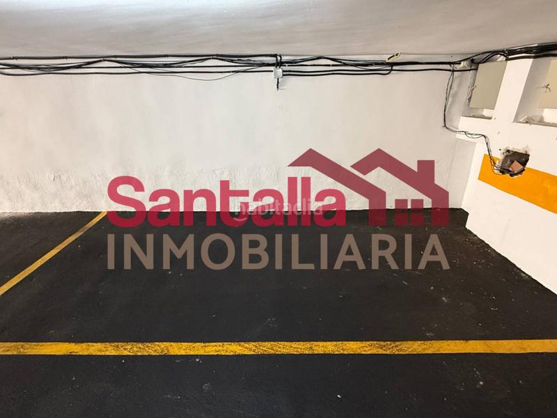 Foto 56e5deb4-8cd8-4f5a-a85d-c43490df04ff. Parking coche el lugar ideal para tu vehículo en Velilla - Velilla Taramay Almuñécar