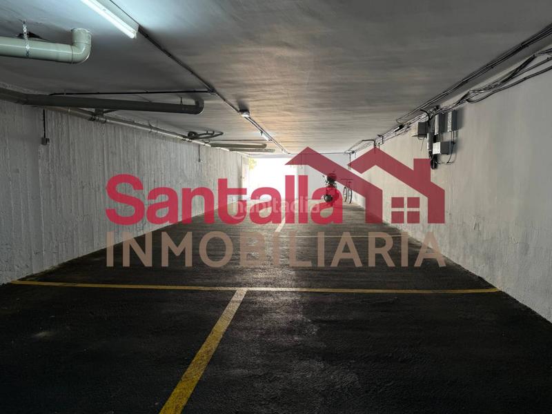 Foto b4c4c445-9bb9-449d-8ec2-545386d8100d. Parking coche el lugar ideal para tu vehículo en Velilla - Velilla Taramay Almuñécar