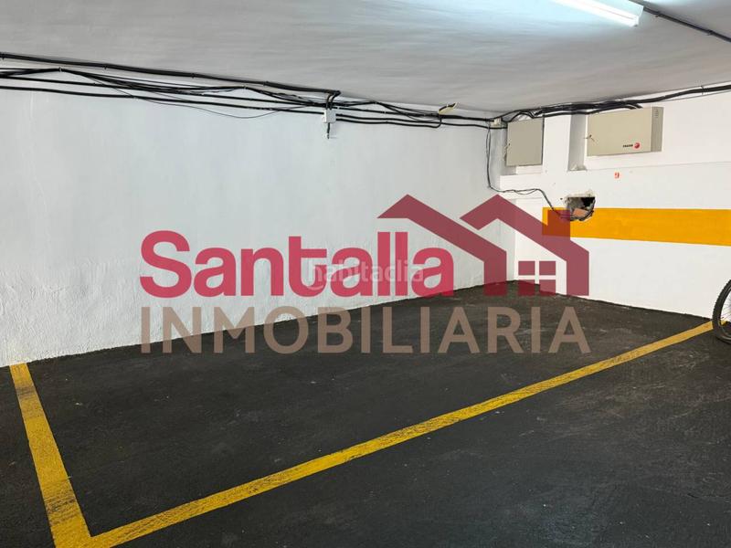 Foto e610a882-9de2-4771-add7-e499645711c7. Parking coche el lugar ideal para tu vehículo en Velilla - Velilla Taramay Almuñécar