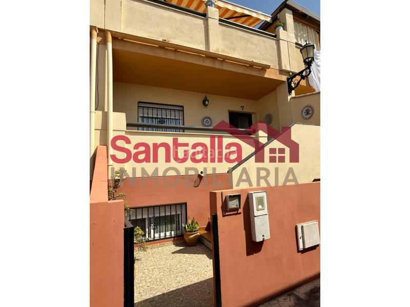Foto 0681608b-c6bd-4623-a785-994da57973c6. Casa aparellada amb aparcament piscina a Velilla - Velilla Taramay Almuñécar
