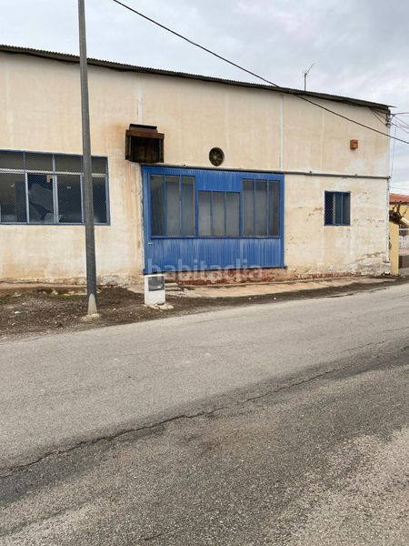 Foto b6235051-4c56-485a-9ab6-eb5b9d535cbf. Nau industrial a Lorquí