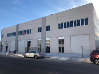 Fabrikhalle in Lorquí. Nave industrial en poligono industrial base 2000