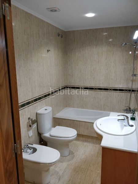 Foto 051c9ae3-29d7-456e-ac7b-936913361643. Location appartement avec parking dans Santa Comba