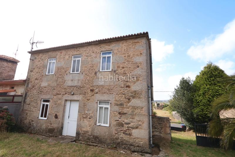 Foto 197f082d-b563-4abf-9537-0b54f9320584. Casa  de piedra en Coristanco