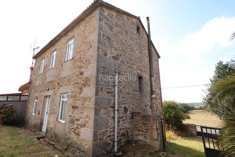 Foto 4dcc1be8-13e0-464b-bb6b-62562c444ebd. Casa  de piedra en Coristanco