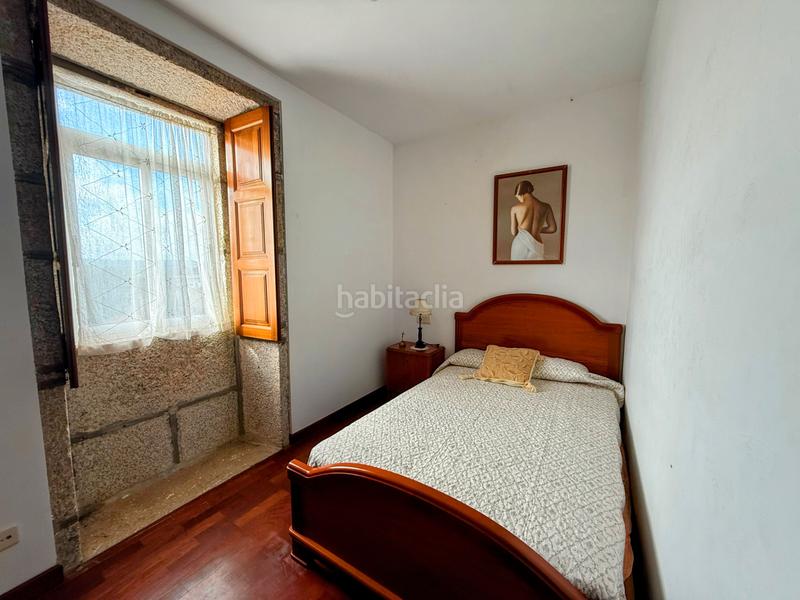 Foto 54eab668-97d5-4eeb-8072-6d9db78dfbea. Casa  de piedra en Coristanco